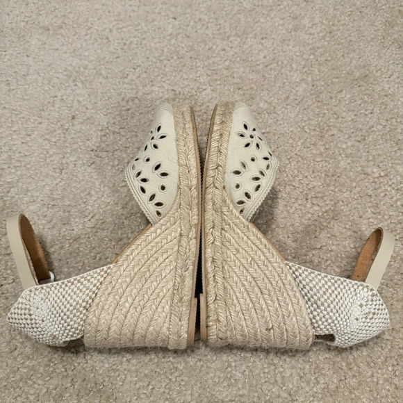 Maypol Textile Close Toe Ankle Strap Espadrille Wedge Sandals size 38 Cream - Picture 6 of 8